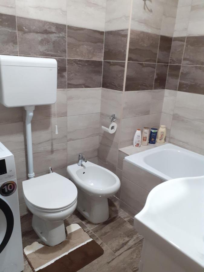 Apartman Vlada Apartment Pirot Ngoại thất bức ảnh